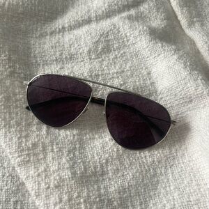 Gucci Aviator Sunglasses - GG1051S
